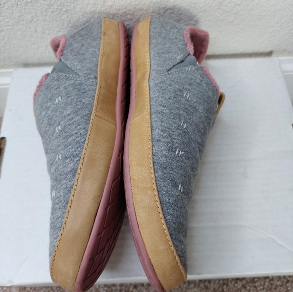 OluKai Lania Comfort Slip On Lightweight Gray Pink Slipper Size 8 - Picture 5 of 8